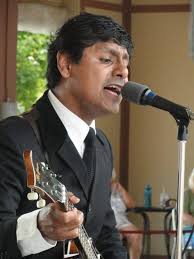 Brief Shower Doesn't Dampen Spirits for The BackBeats