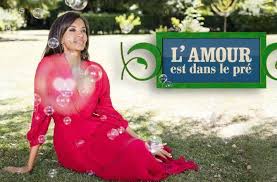 Visionnez gratuitement les vidéos du programme l'amour est dans le pré en streaming sur rtlplay. L Amour Est Dans Le Pre M6 Productrices Journalistes Qui Sont Les Femmes De L Ombre De L Emission