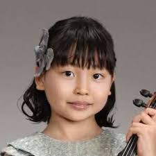 Sara Nishimura's Instagram, Twitter & Facebook