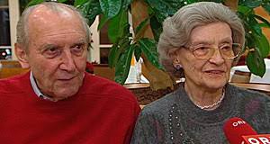 Ehepaare zum 50sten Mal im Kurort zu Gast