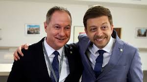 Místopředseda), mezi lety 2012 a 2021 zastupitel středočeského kraje (v letech 2016 až. Vit Rakusan By Mel Kandidovat Na Prezidenta Rika Gazdik Cnn Prima News