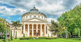 Am folosit notiunea de domeniu administrativ pentru a desemna ansamblul bunurilor mobile si imobile aflate in patrimoniul persoanelor juridice de drept public: Patrimoniul Statului Roman Casa De ExpertizÄƒ Transilvania