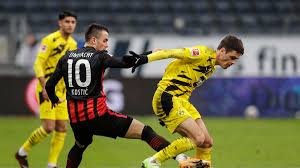 Haaland und silva trafen in der laufenden spielzeit jeweils 21 mal. Eintracht Frankfurt Gegen Bvb Unentschieden Nach Wildem Fight Eintracht