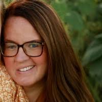 300+ "Loralyn" profiles