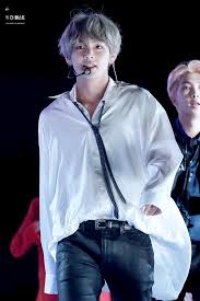 V Taehyung Bts Kim Taehyung V Taehyung Taehyung