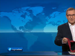D er chefsprecher der „tagesschau, jan hofer, hört auf. Jan Hofer Letzte Tagesschau Krawatte Ab Burde Weg Der Spiegel