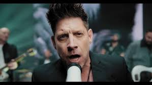 PRIME CIRCLE INTRODUCES GAVIN EDWARDS AS NEW SINGER