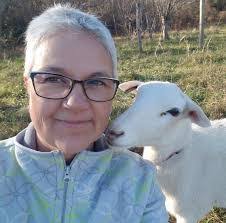 Paula Baron's Instagram, Twitter & Facebook