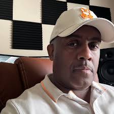 What are Chris Poole's contributions to Commissioned and did anybody know  him personally?