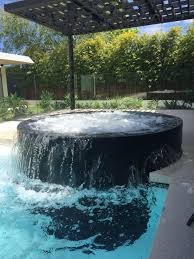 This Caulfield North 360 Reflection Spa Built By Australian Spas And Pools With Its Jets And Bubblers Firing Up Cool Swimming Pools Pool Spa Pool