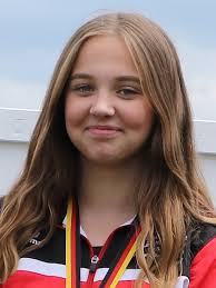 Mayra Petersen's Instagram, Twitter & Facebook