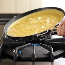 All Clad D5 Stainless Steel Nonstick Omelette Pan Pan Omelette Pan Types Of Egg Dishes