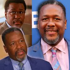Happy 62nd Birthday to Wendell Pierce. Born December 8, 1963, He is an  actor and businessman. He is known for roles in HBO dramas such as  Detective Bunk Moreland in The Wire