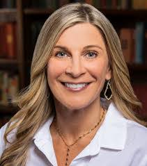 Heather Mcfarlane's Instagram, Twitter & Facebook