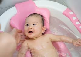Skip the baby powder, though. A Parent S Guide To Baby Baths Kingdom Of Baby