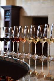 Best Wine Tastings In Paris Wine Activities Wine Tasting Classes Sign Up For One Of Our Acclaimed Wine Tastings In Paris Many O Verre De Vin Vin Bar A Vin