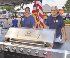 Trailing through the city