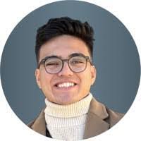 Eduardo Arzate's Instagram, Twitter & Facebook