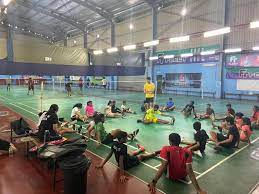 Bwf court rules for shuttle badminton govern the type of playing surface, court size, height of the net, and boundary international inspiration: Facebook