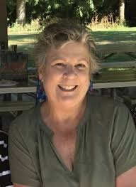 Mary Stetson's Instagram, Twitter & Facebook