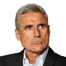 Luis castro, 19, aus spanien ➤ cd lugo b polvorín, seit 2021 ➤ linker verteidiger ➤ marktwert: Luis Manuel Ribeiro De Castro Pes 2021 Stats