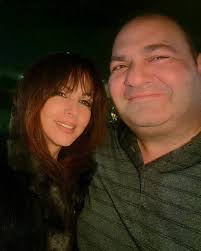 London Dog Parents Share Gratitude for Compassionate Veterinarian