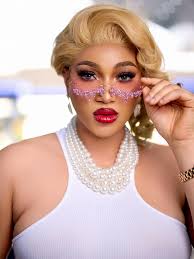 Queeneth Hilbert (@queenethhilbert) • Instagram photos and videos