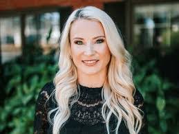 Heidi Cherry's Instagram, Twitter & Facebook