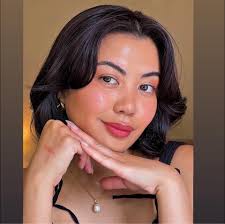 I know it's a weird question but...... I'm weird 🤔