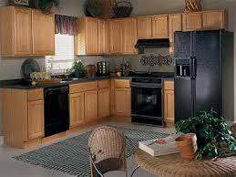 kitchen paint colors with oak cabinets