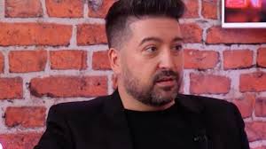 Chris Marques (Danse avec les stars) "démuni" : il se confie sur sa maladie  rare