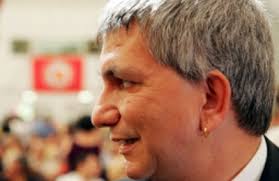 La cassazione lo condanna a risarcire l'ex governatore. Oggi Arriva Niki Vendola Alle 18 15 In Piazza Xx Settembre Lecco Notizie