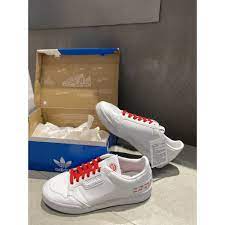 商品 adidas original continental 80 sustainability 經典鞋 型號 fu9787 顏色 白 尺寸 us7 us12 下標前請先詢問尺寸 台灣定價 3 690 購買前請詳閱 店內所有商品皆從國內外正規經銷門市購回100 皆為正品
