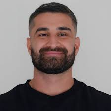 Karim Mahmoud swallowed Tate's hyper-capitalist, misogynistic ideology  wholesale. At one stage, he even sent a DM to his hero telling him he was  willing to fight for him. Here's how he got