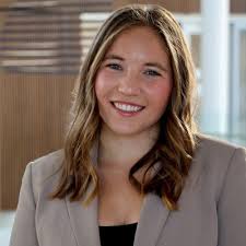 I'm thrilled to announce my graduation from Butler University! Over the  weekend, I graduated with a BA in Strategic Communication and  Organizational Communication & Leadership, Cum Laude. My…