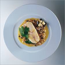Turbot De Bretagne Aux Algues Coquillages Et Copeaux De Beurre Demi Sel Recette En 2020 Algues Recette De Grand Chef Alain Ducasse