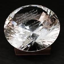 Gravur Diamant Glasdiamant Uberraschung Geschenk Sockel Hochzeit Jubilaum Uberraschung Klar Laser Diamantene Hochzeit Geschenkideen Hochzeit Diamant