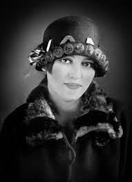 Roaring Twenties Beauty