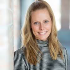 Holly Shivers's Instagram, Twitter & Facebook