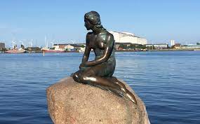 Estatua de la sirenita en copenhague. La Sirenita De Copenhague Historia De Un Icono Nacional Mi Viaje