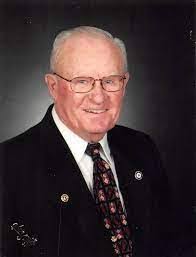 Dan Cashin's Instagram, Twitter & Facebook