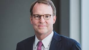 Barry Charlton's Instagram, Twitter & Facebook