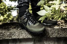 Designed to be a quicker and nimbler offspring of the average joe. Nike Air Max 90 Mid Winter Available At 43einhalb Now Eu 41 47 5 150 Manner Turnschuhe Nike Air Max Air Max 90