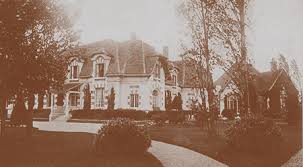 Hun grootste wens is nu om hun gasten een fantastische mooie tijd op petit chateau te mogen geven. Le Chateau Vanderbilt