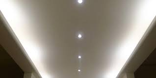 Le lampade destinate ad essere incassate nei controsoffitti devono avere caratteristiche specifiche per garantire la distribuzione ottimale della luce. Come Montare Faretti Ad Incasso Al Soffitto O Controsoffitto