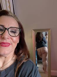 Istielthia atractivo adulto