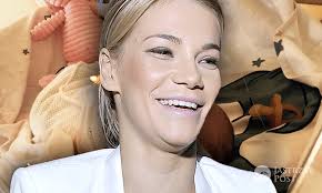 Z OSTATNIEJ CHWILI! Maja Bohosiewicz urodziła! Pokazała urocze zdjęcie  dziecka