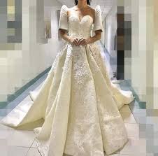Pin By Gugmamela On Pinoy Wedding Themes Filipiniana Wedding Dress Filipiniana Dress Wedding Dress Couture