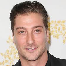 Watch When Calls the Heart