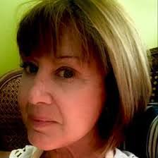 Candi Russell's Instagram, Twitter & Facebook